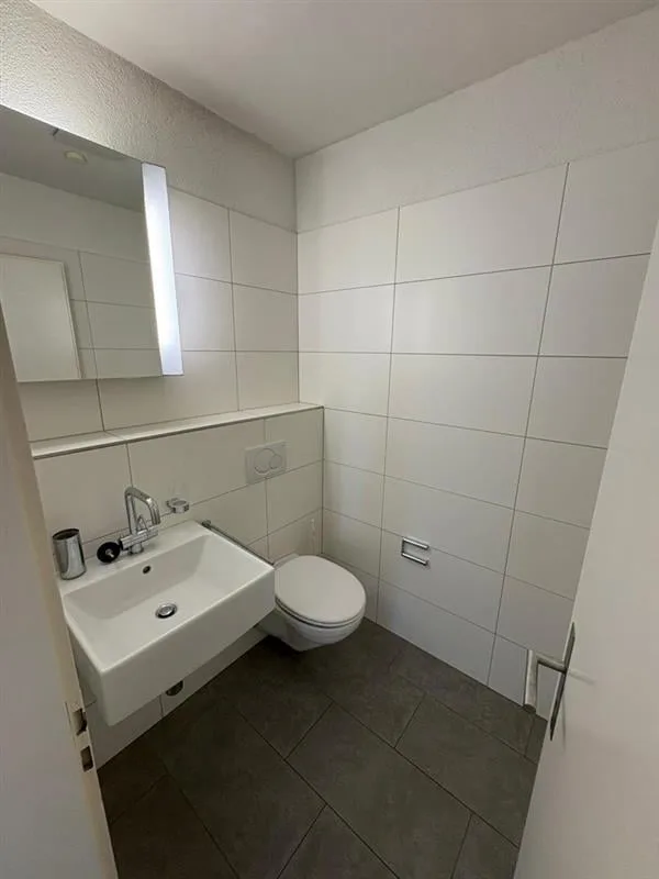 Charmante 3.5-Zimmer-Wohnung in Enge – sofort verfügbar