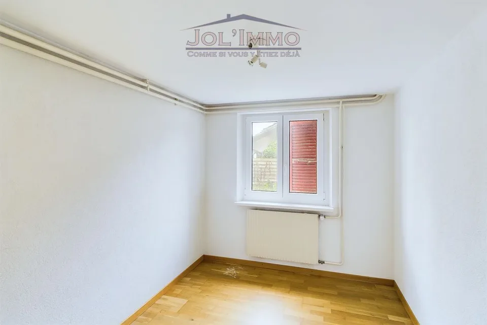 Appartamento di 3,5 locali al 2° piano con ingresso separato – foto 9 di 13