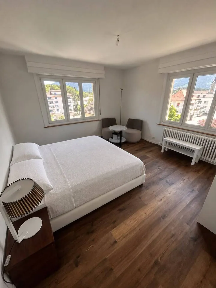 Dernière chambre meublée entièrement rénovée - emplacement idéal à La Tour-de-Trême (Bulle)