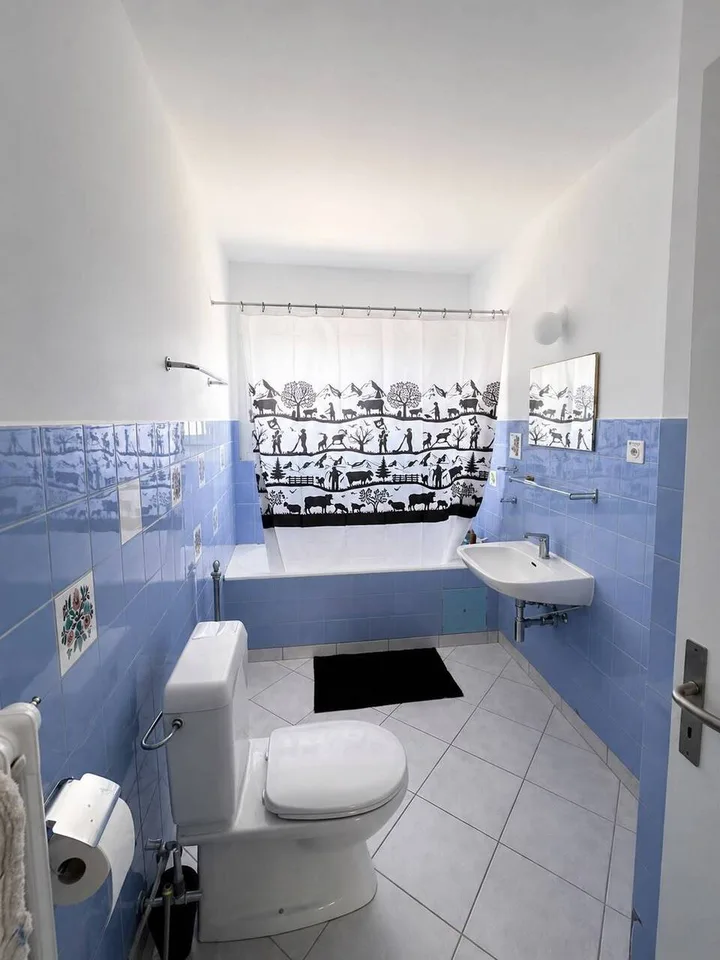 Dernière chambre meublée entièrement rénovée - emplacement idéal à La Tour-de-Trême (Bulle)
