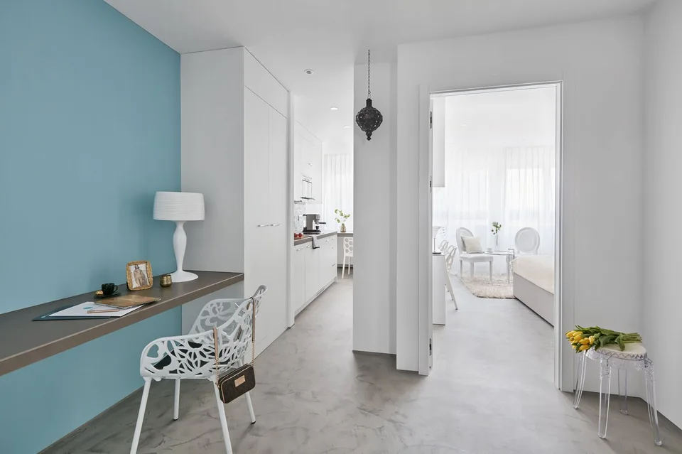 Raffinato living di 2 camere da letto per famiglie e professionisti