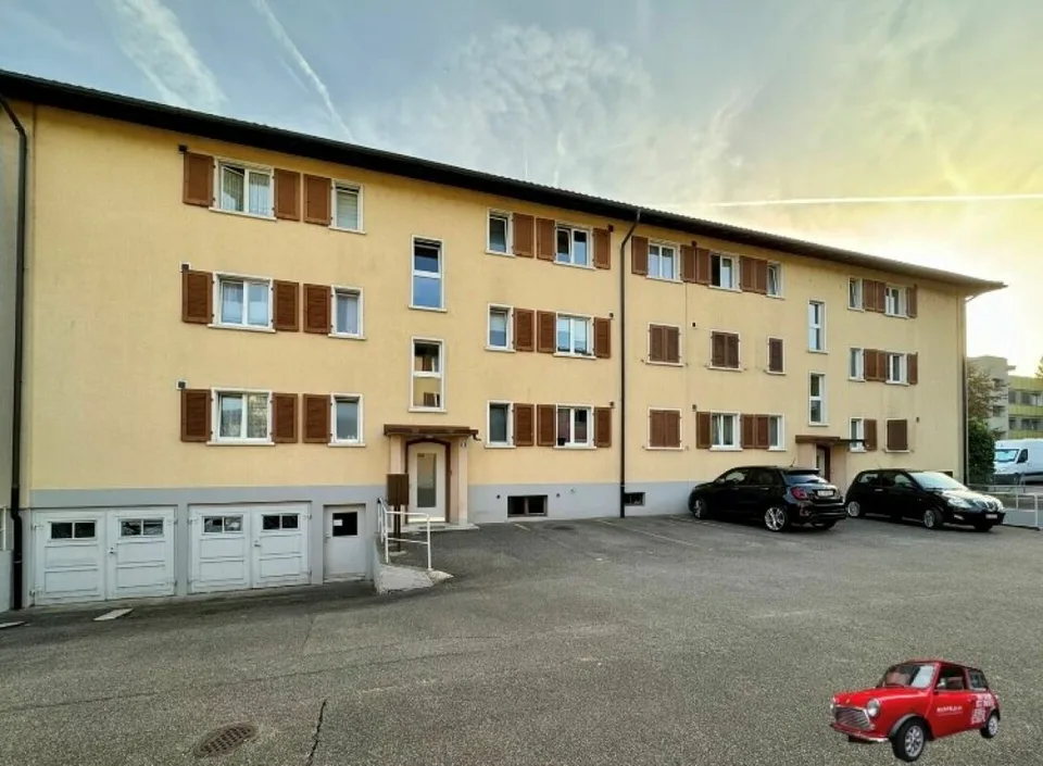 Parkplatz nähe Tramhaltestelle Landhof Reinach - zu vermieten