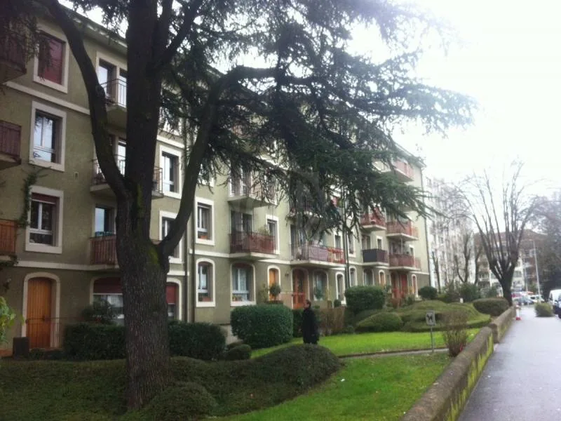 Dépôt - Carouge
