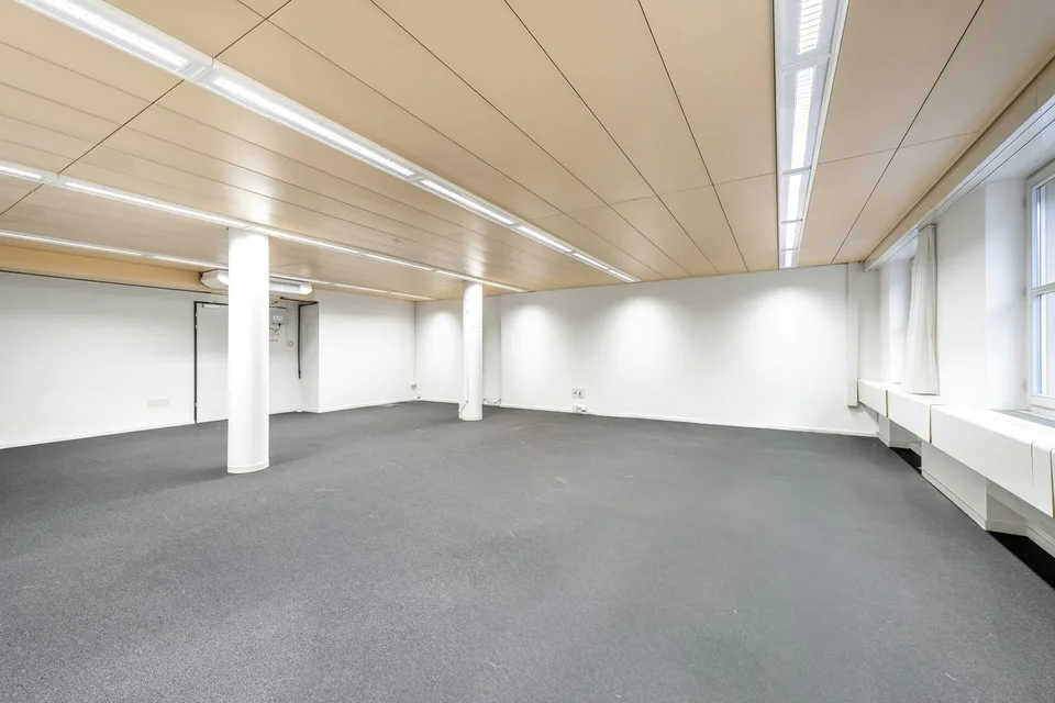 Nouvel espace de bureau/cabinet d'environ 100 m² au 1er étage - au cœur du Stedtli de Laufen – photo 6 sur 13