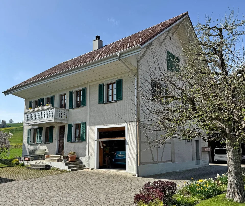 Generationen- od. Zweifamilienhaus mit Platz für alles!