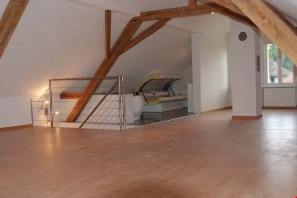 Maison d'habitation et de commerce dans un excellent emplacement – photo 11 sur 12
