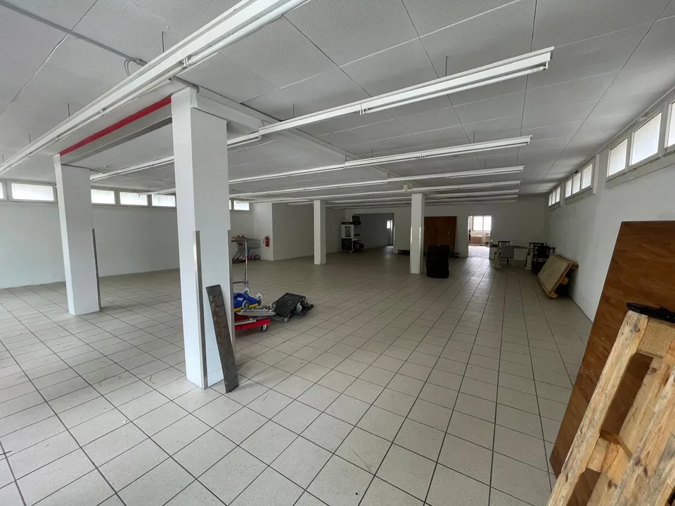 Wohn- und Geschäftshaus an guter Lage