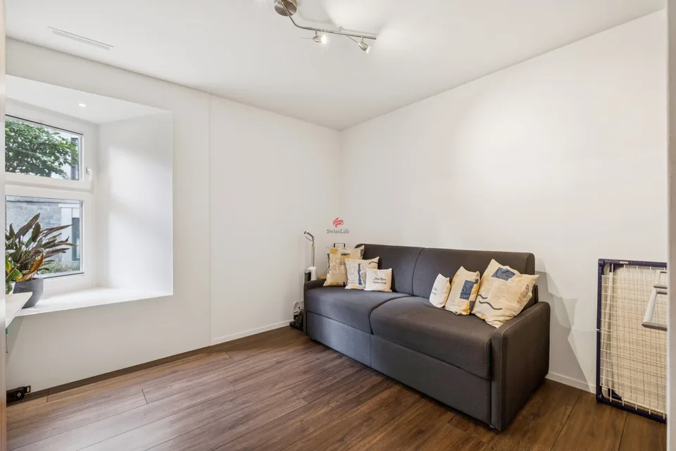 Habitation moderne dans un appartement de jardin
