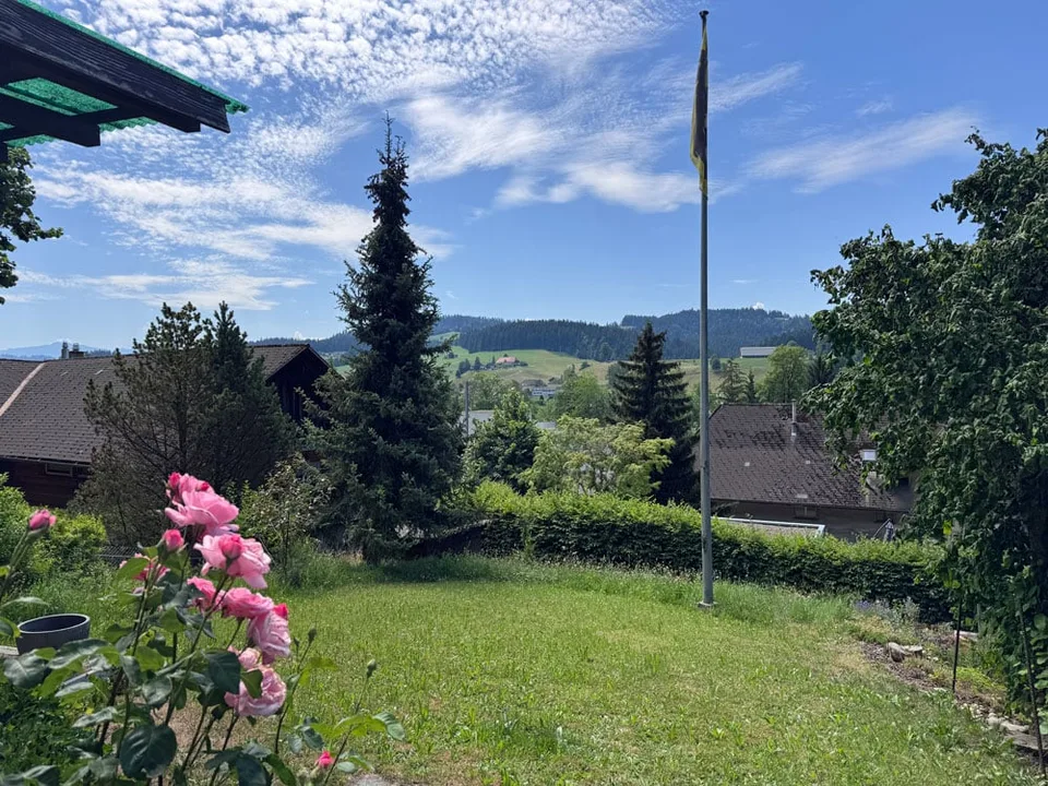 Familienfreundliches Zuhause mit Garten und Balkon