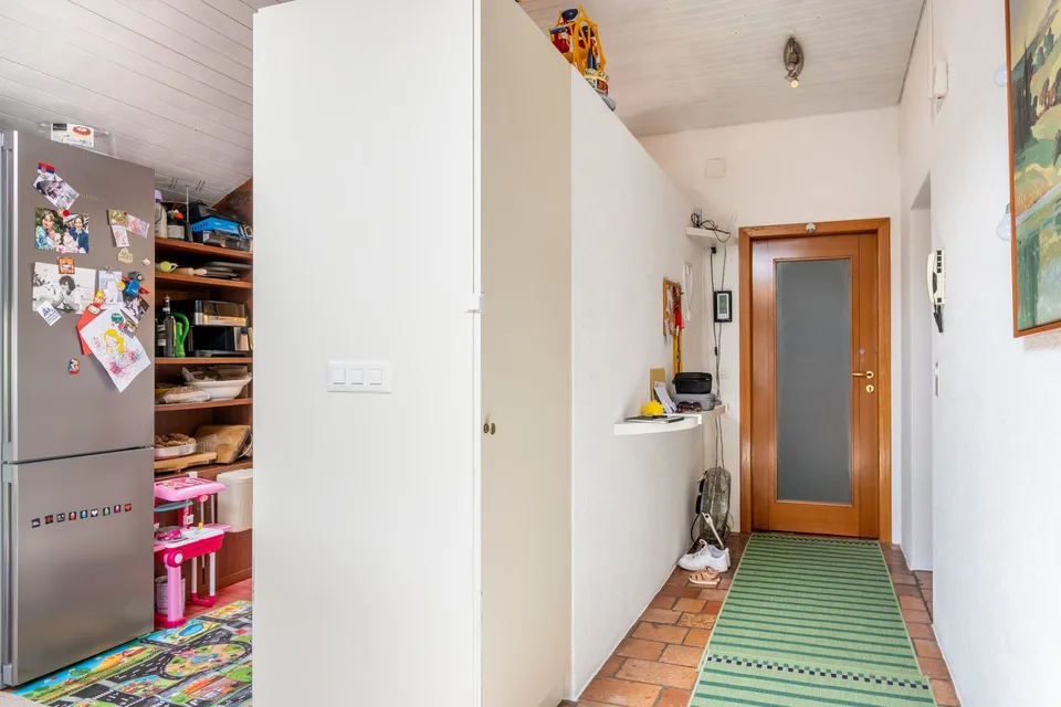 4,5-Zimmer-Mansardenwohnung - Sichtbare Balken, Terrakotta, hohe Decken – Foto 9 von 25