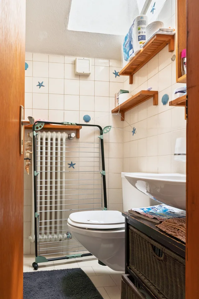 4,5-Zimmer-Mansardenwohnung - Sichtbare Balken, Terrakotta, hohe Decken – Foto 19 von 25