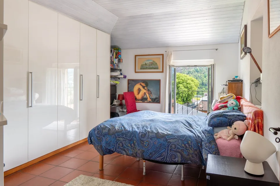 4,5-Zimmer-Mansardenwohnung - Sichtbare Balken, Terrakotta, hohe Decken – Foto 11 von 25