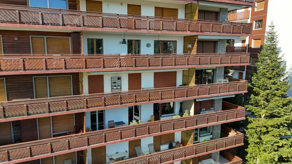 2,5 locali di prestigio con caminetto - 62 m² ristrutturato e ampio balcone! – foto 16 di 18