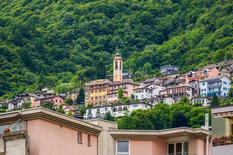Affascinante appartamento storico con vista panoramica a Brione sopra Minusio