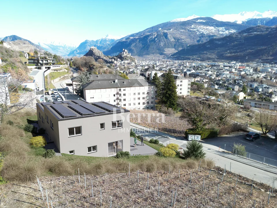 Villa neuve contemporaine - Orientation Sud-Ouest - Début des travaux