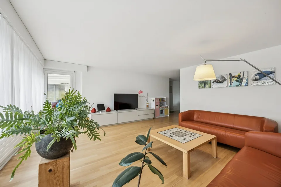 Bijou dans un excellent emplacement avec un joli jardin