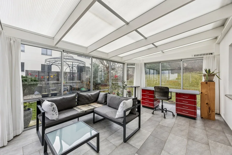 Bijou dans un excellent emplacement avec un joli jardin