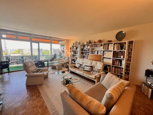 Bellissimo appartamento in viager a Petit-Saconnex con vista lago e getto di Ginevra