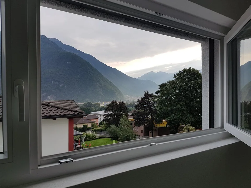 Vendesi appartamenti 4.5 locali - Gorduno