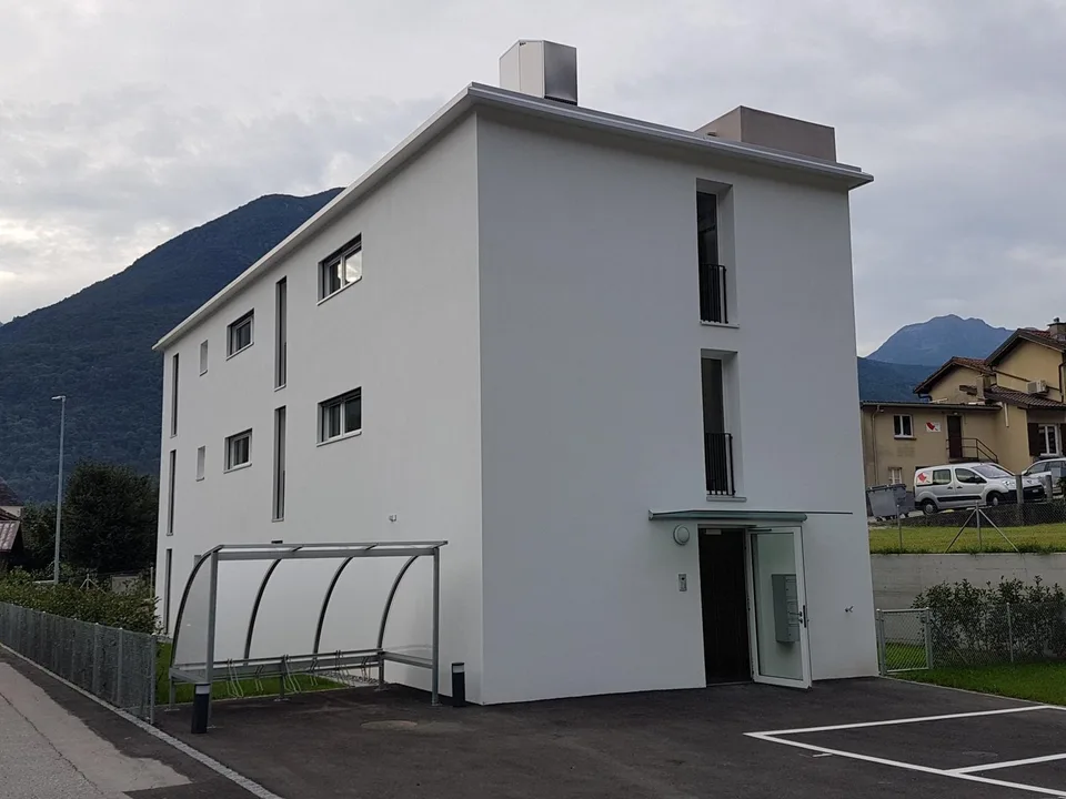 Vendesi appartamenti 4.5 locali - Gorduno