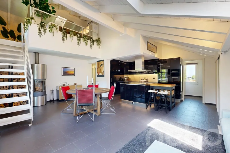 Large 2.5-room maisonette penthouse in Wirzweli – photo 12 of 18