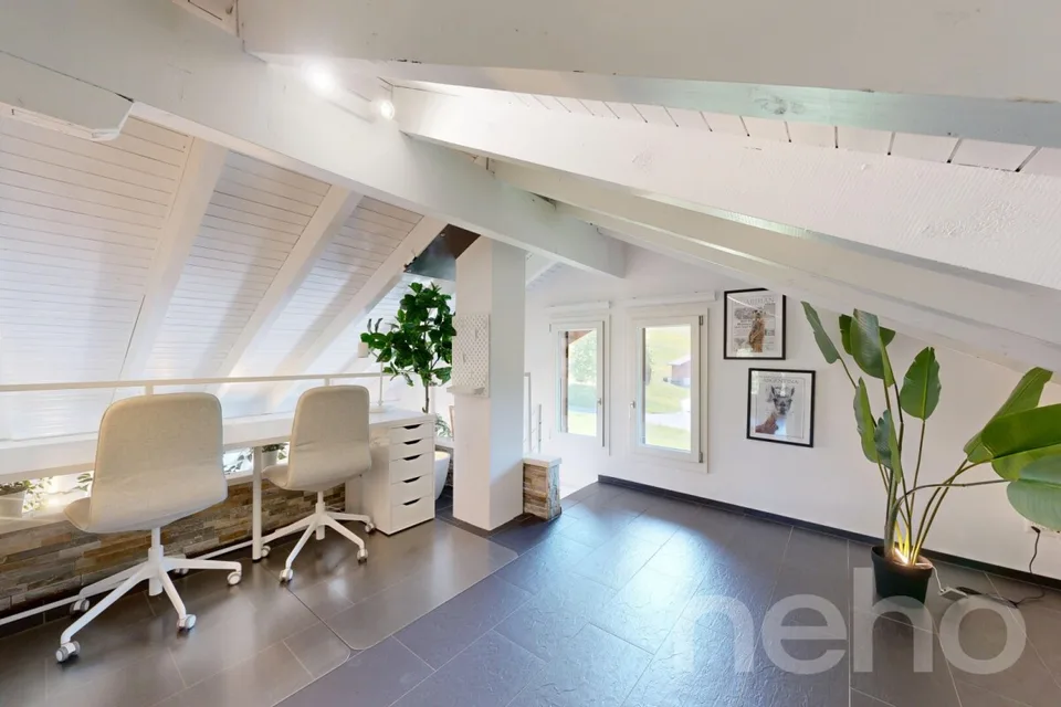 Large 2.5-room maisonette penthouse in Wirzweli – photo 18 of 18