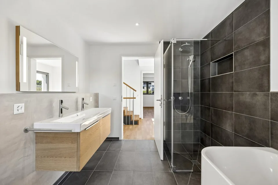 Casa unifamiliare designer in una posizione favorevole in termini di tasse