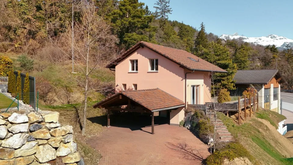 Bella casa in vendita a Chermignon
