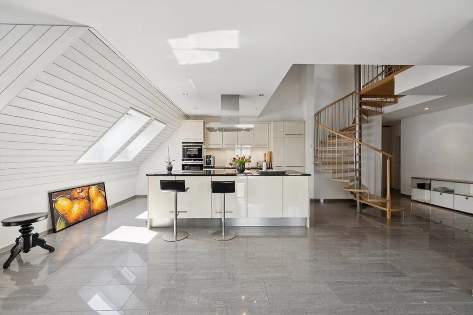 Maisonette élégante et spacieuse avec vue panoramique et galerie