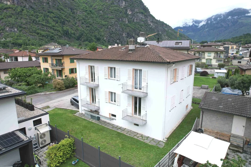 Casa bifamiliare ben ristrutturata a due passi dal centro