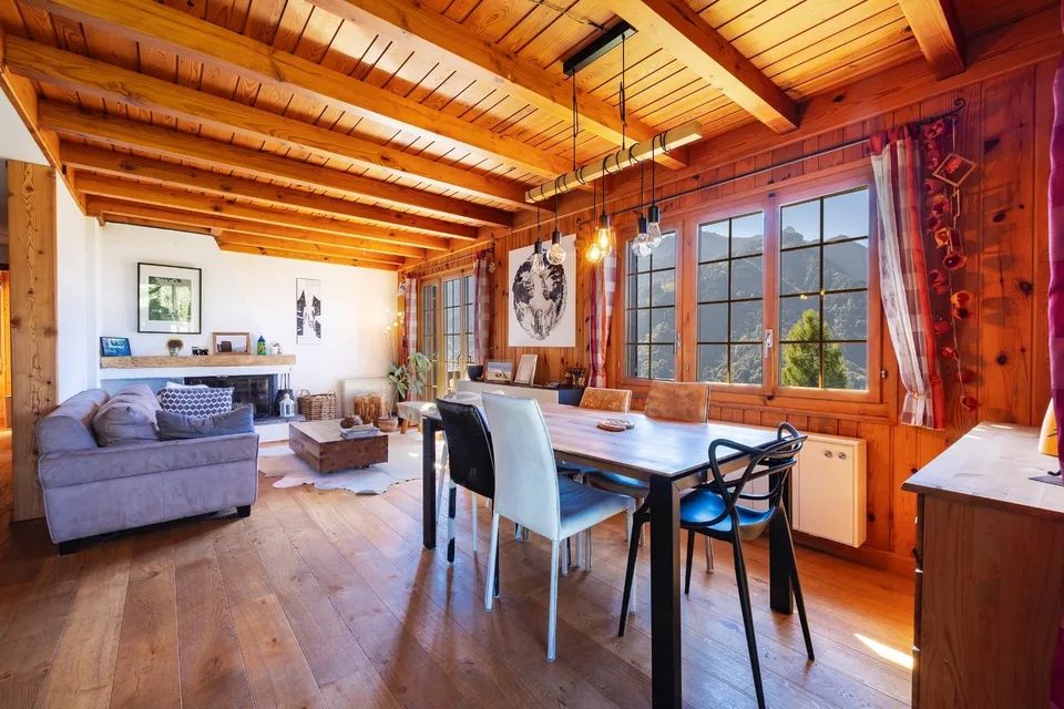 Chalet individuel de 7.5 pièces à 3 min. en voiture de Gryon/Barboleuse