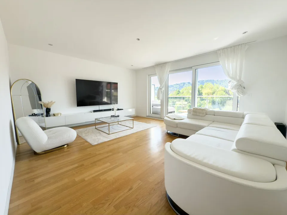 Il Vostro Rifugio di Pace: Villa Moderna ed Elegante