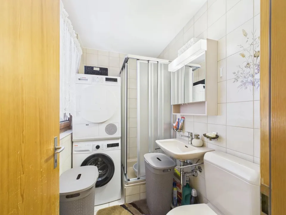 12 Zimmer Mehrfamilienhaus in Fiesch – Foto 7 von 15