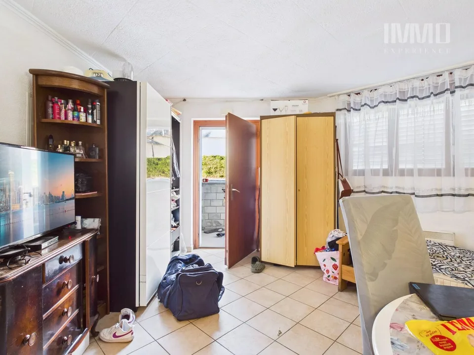 Halle Lager mit Kühlkammern und zwei Studios – Foto 13 von 13