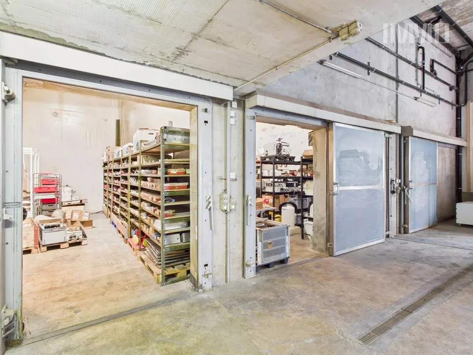Halle Lager mit Kühlkammern und zwei Studios – Foto 7 von 13