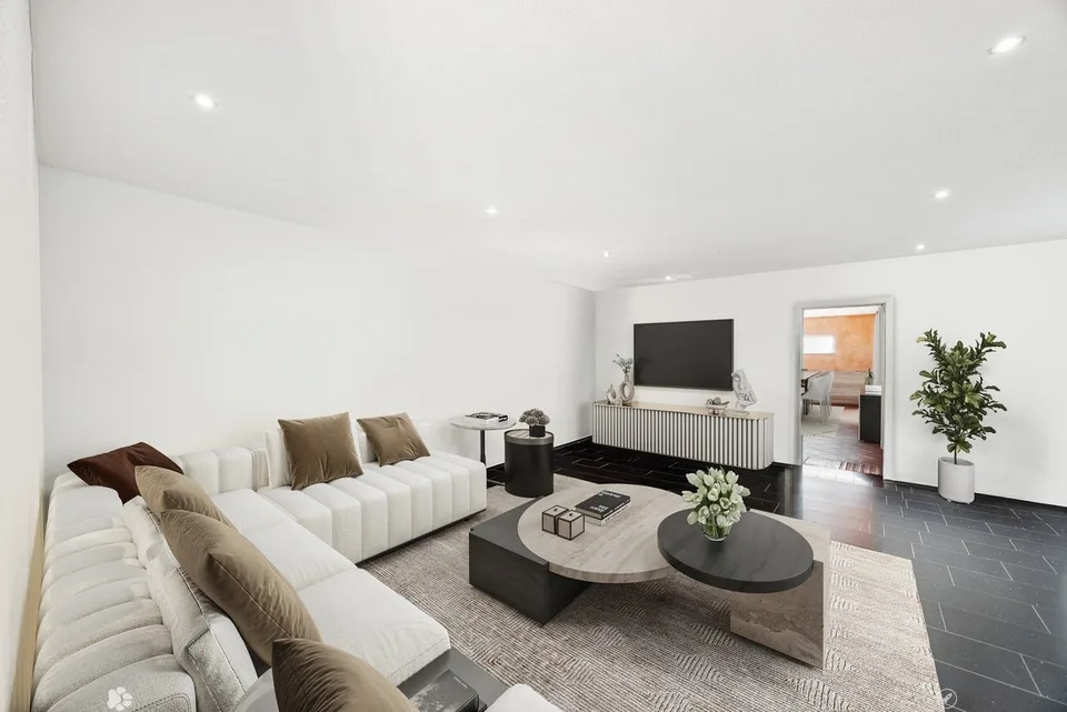 Modern Living Experience in a Popular Location