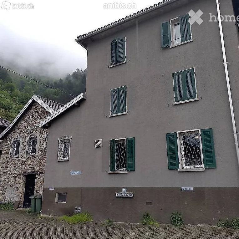 Vente d'immobilier de revenu, 6 chambres avec restaurant