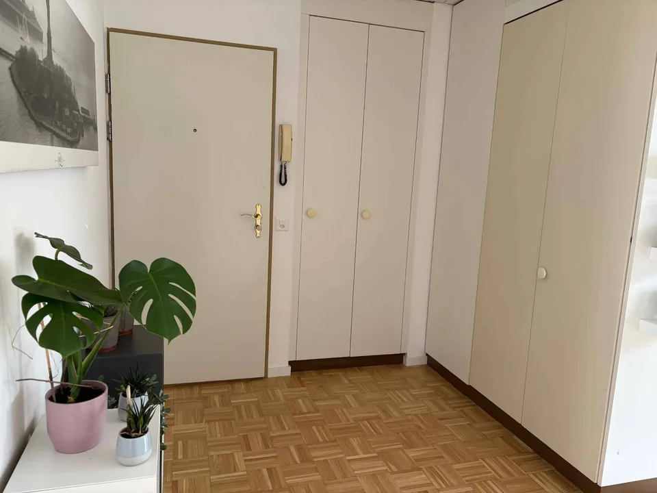 CHARMANTES WOHNUNG MIT 2,5 ZIMMERN IM OBERSTEN STOCK – Foto 6 von 10