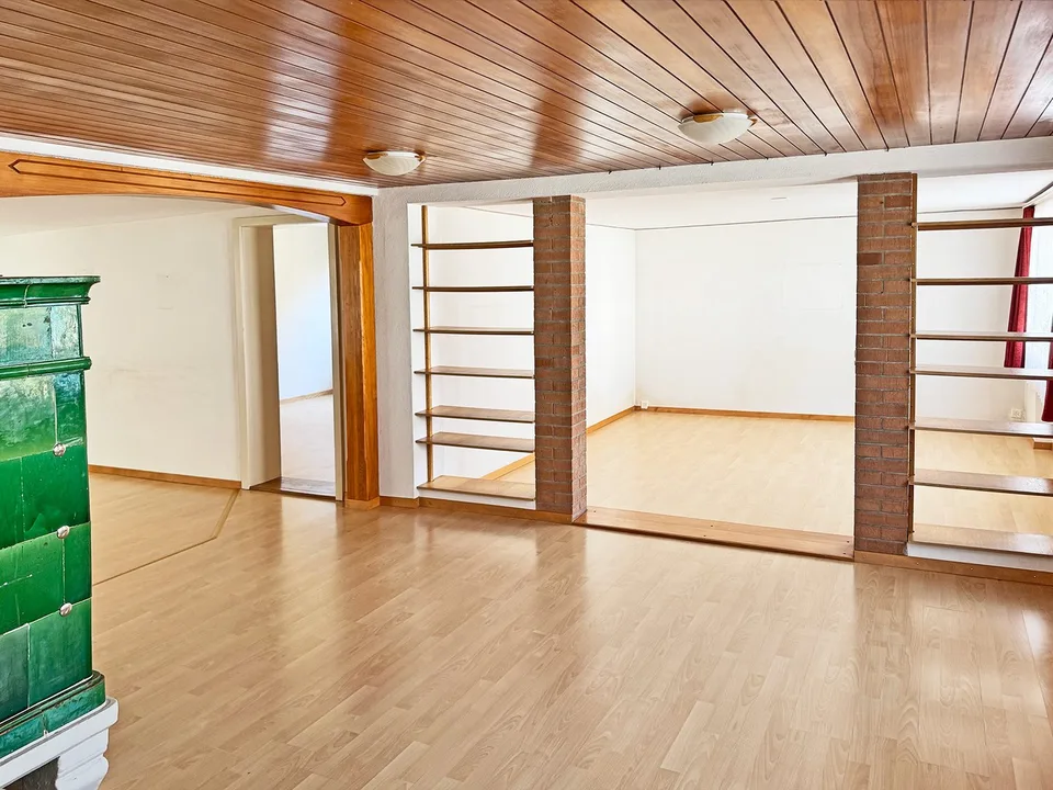 Wohnhaus mit Scheune und Einfamilienhaus – Foto 8 von 12