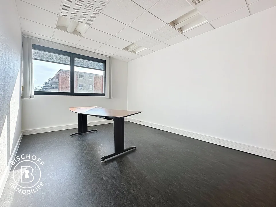 Moderne Bürofläche im Herzen von Saint-Louis – Foto 11 von 20