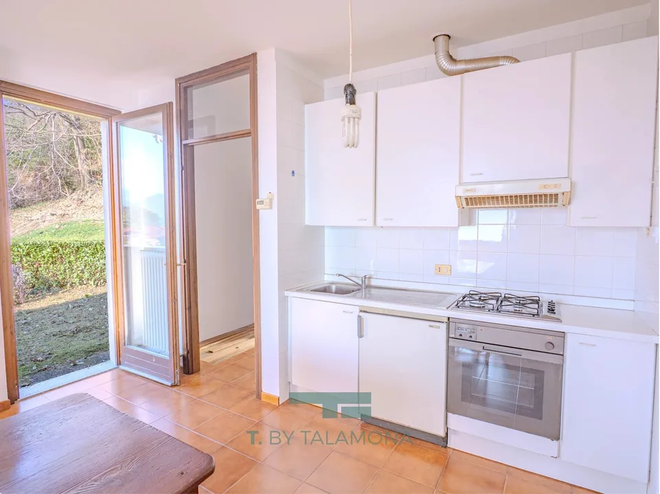 Studio-Apartment mit Garten und Balkon mit Seeblick in Cerro, Laveno Mombello – Foto 6 von 13
