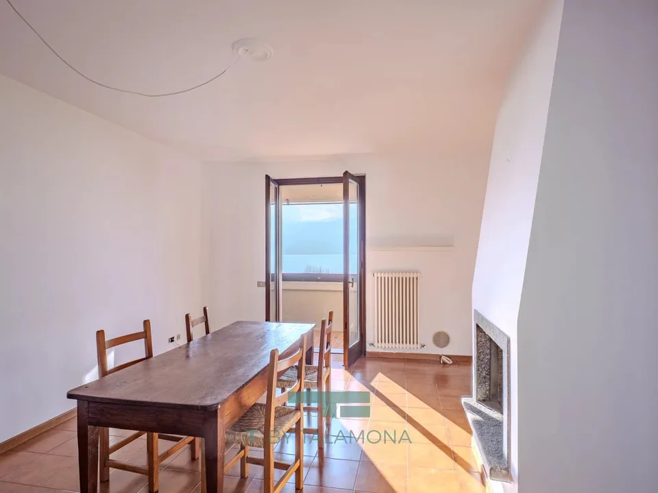 Studio-Apartment mit Garten und Balkon mit Seeblick in Cerro, Laveno Mombello