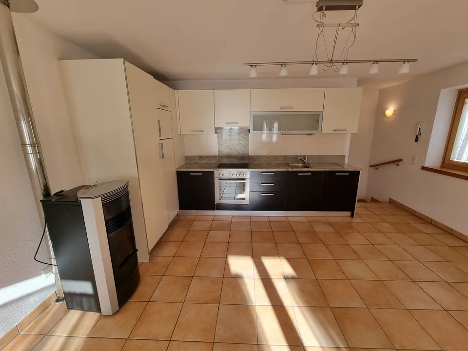 ELEGANTE DUPLEX 3.5 LOCALI NEL NUCLEO DI ARZO
