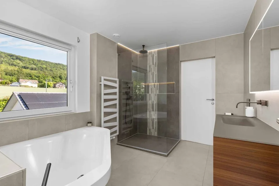 Villa moderne avec piscine et vue sur le lac, les Alpes et le Jura – photo 10 sur 13
