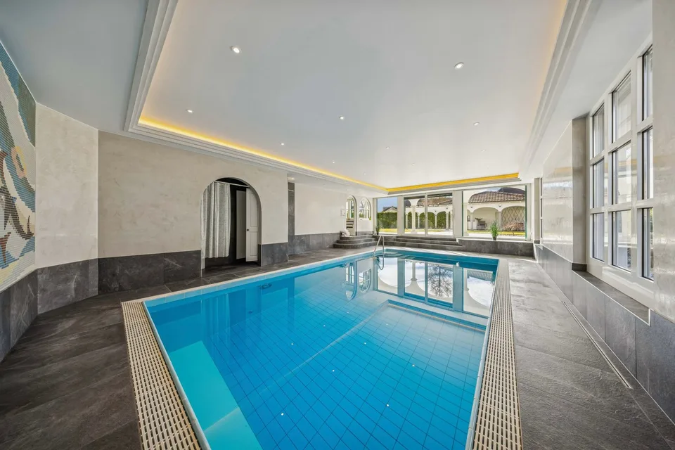 Exclusive Villa with Indoor Pool