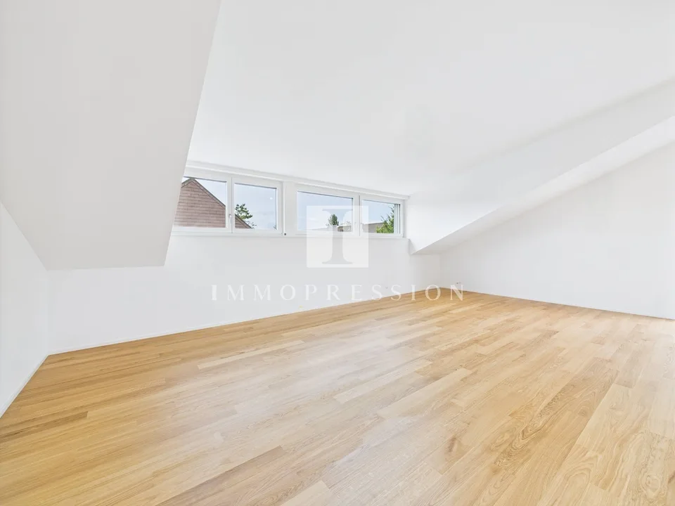 Premiumlage: Dachwohnung mit sonnenreicher, spektakulärer Terrasse!