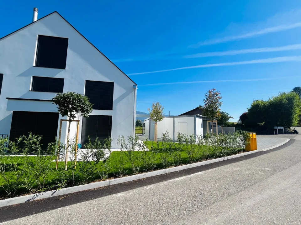 NEUBAU   Wunderschönes Eigenheim ab sofort bereit für den Erstbezug