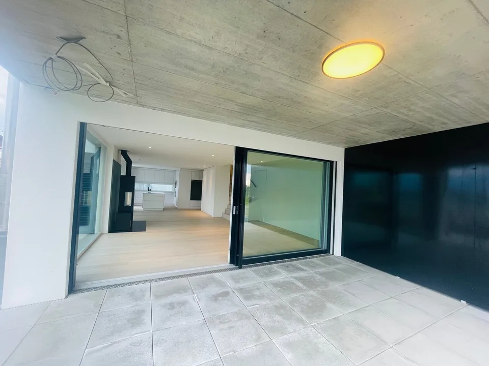 Construction neuve de belle maison individuelle prête à être occupée immédiatement – photo 10 sur 33