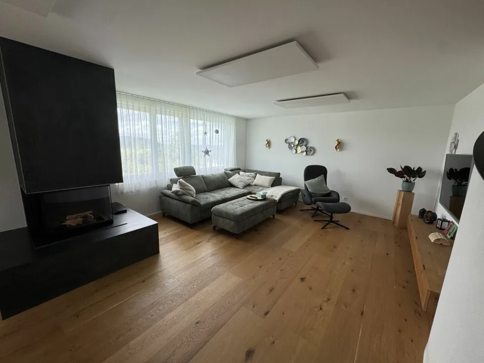 Maison unifamiliale de 5 pièces avec jardin et vue lointaine