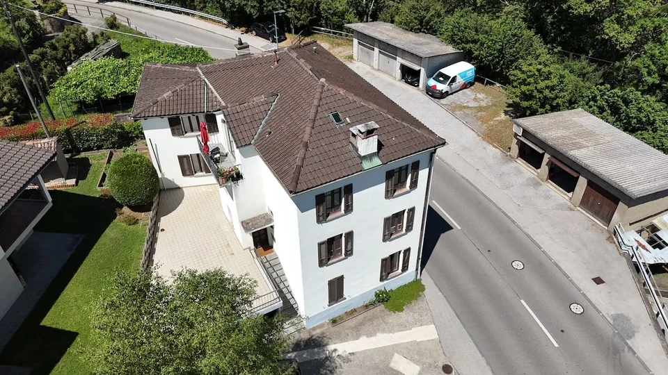 Affascinante Casa Plurifamiliare